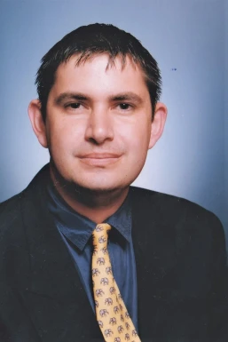 <span>Ant, 26</span>&nbsp;<span style='width: 25px; height: 16px; float: right; background-image: url(/bitmaps/flags_small/NZ.PNG)'>&nbsp;</span><br><span>Auckland, Nova Zelândia</span>&nbsp;<input type='button' class='joinbtn' style='float: right' value='JOIN NOW' />