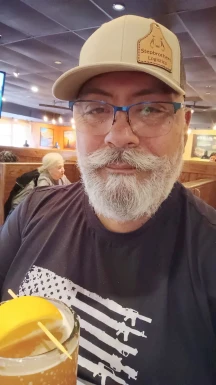 <span>Fred, 55</span> <span style='width: 25px; height: 16px; float: right; background-image: url(/bitmaps/flags_small/US.PNG)'> </span><br><span>Watford, United States of America</span> <input type='button' class='joinbtn' style='float: right' value='JOIN NOW' />