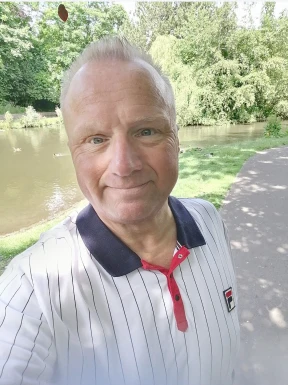 <span>Mark, 57</span> <span style='width: 25px; height: 16px; float: right; background-image: url(/bitmaps/flags_small/UK.PNG)'> </span><br><span>Liverpool, Великобрит</span> <input type='button' class='joinbtn' style='float: right' value='JOIN NOW' />