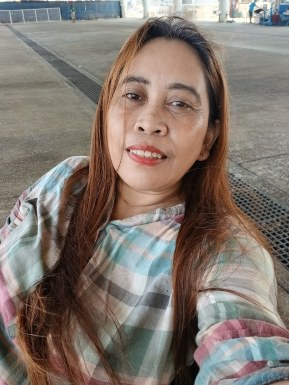 <span>Rosalie, 50</span>&nbsp;<span style='width: 25px; height: 16px; float: right; background-image: url(/bitmaps/flags_small/PH.PNG)'>&nbsp;</span><br><span>Mandaluyong, Філіппіни</span>&nbsp;<input type='button' class='joinbtn' style='float: right' value='JOIN NOW' />