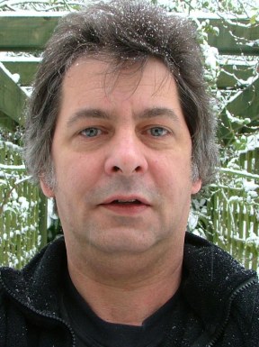 English men looking for love